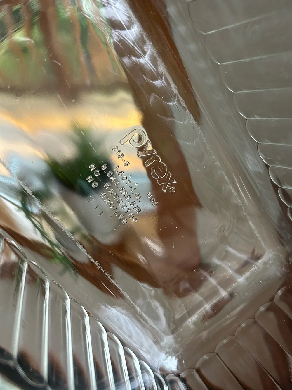 Pyrex #213-S(Sculptured Line) Ribbed Glass  Loaf Pan 8.5”x4.5”x2.5” 1 1/2 Qt